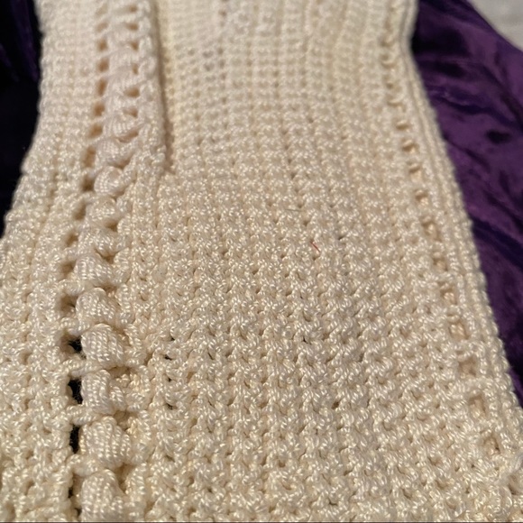 VINTAGE CROCHETED GLOVES - Picture 4 of 7